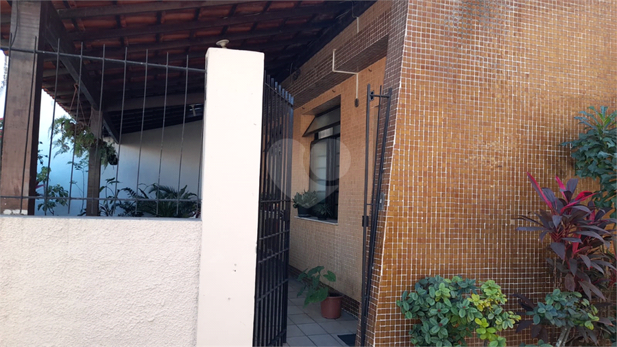Foto REO1106941