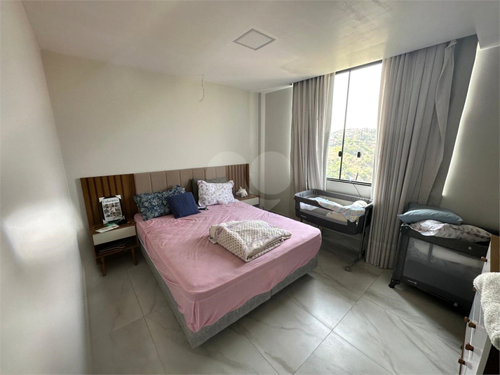 Foto REO1106945