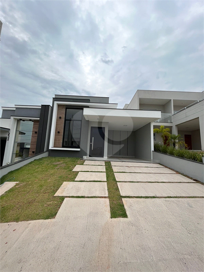 Foto REO1106947