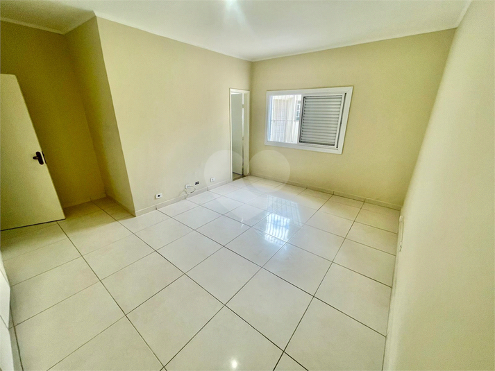 Foto REO1106958