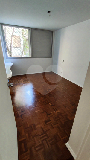 Foto REO1106959
