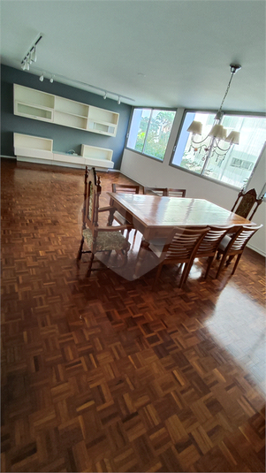 Foto REO1106959