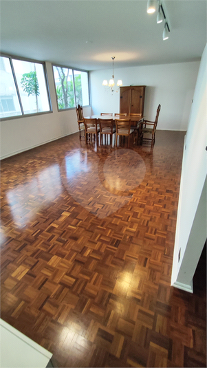 Foto REO1106959