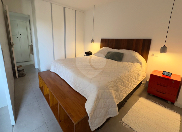 Foto REO1106964