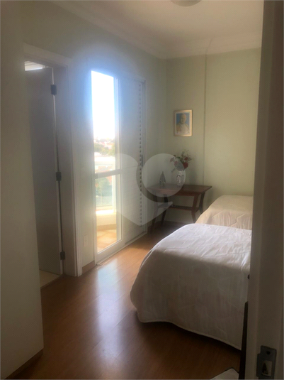 Foto REO1106965