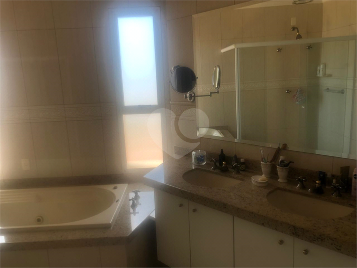 Foto REO1106965