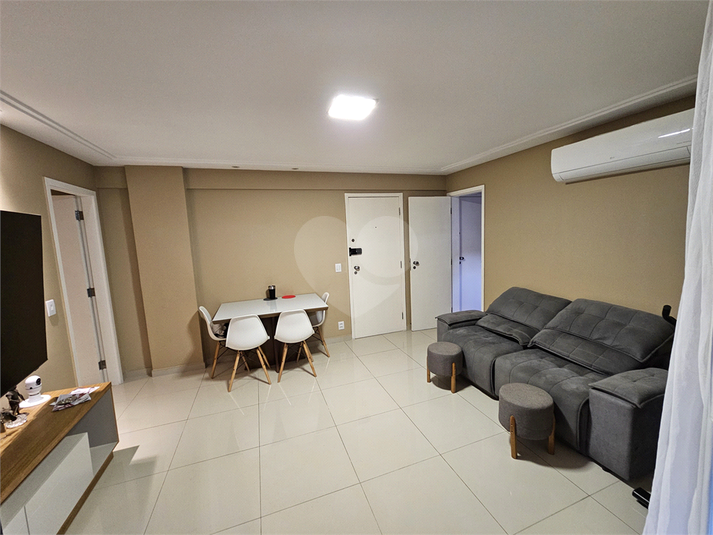 Foto REO1106976