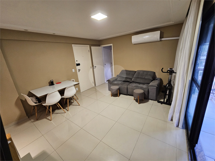 Foto REO1106976