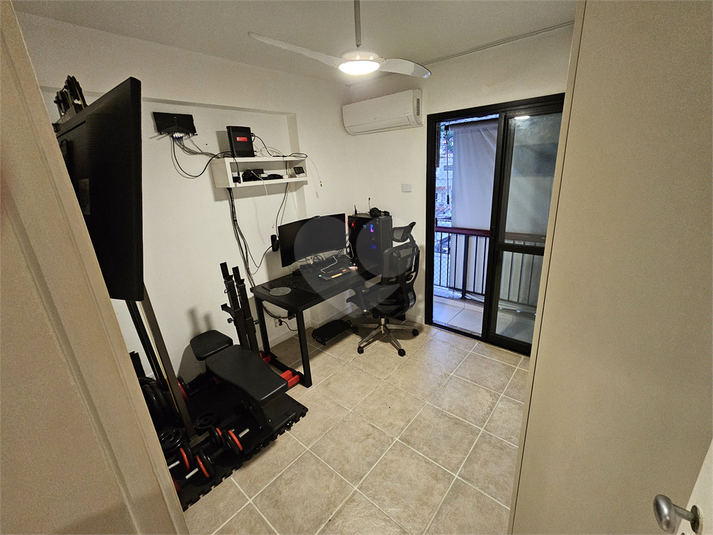 Foto REO1106976