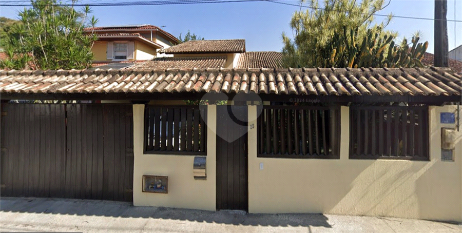 Foto REO1106991