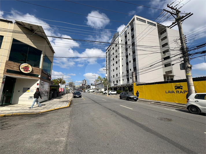 Foto REO1107002