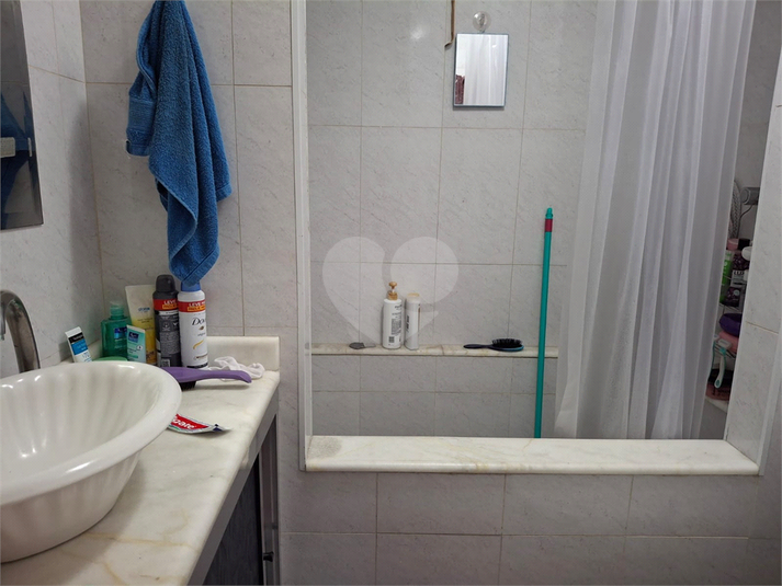 Foto REO1107003