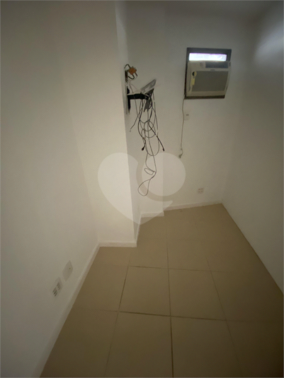 Foto REO1107010