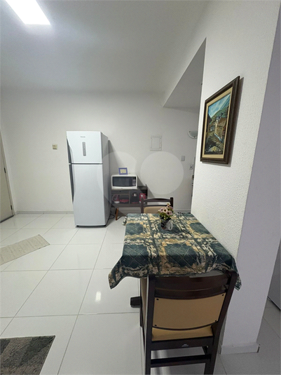 Foto REO1107011