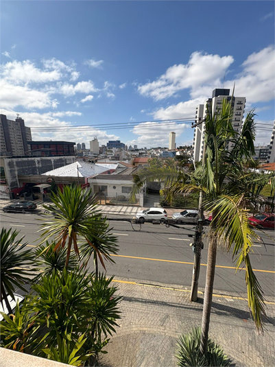 Foto REO1107011