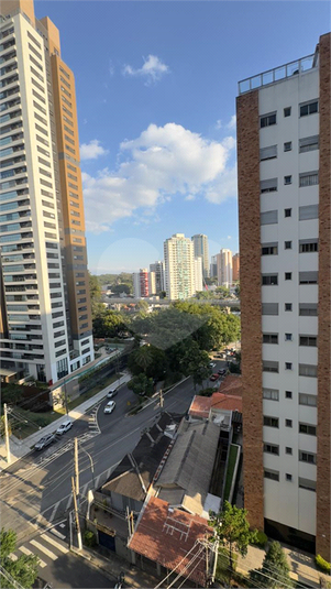 Foto REO1107020
