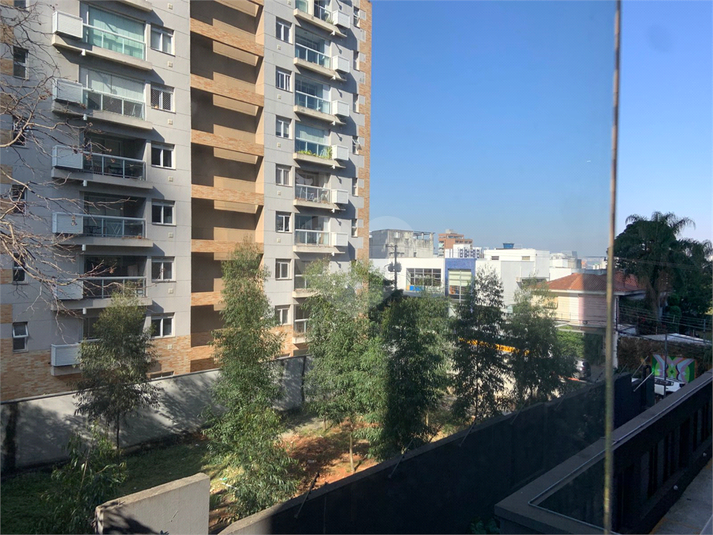Foto REO1107021