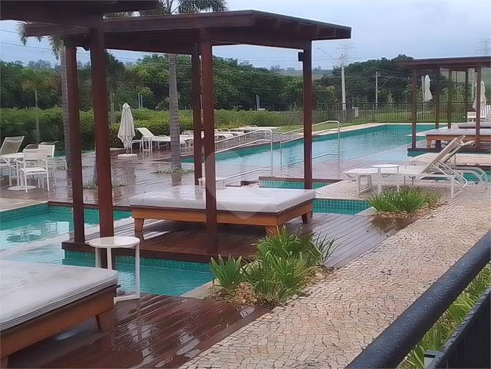 Foto REO1107028