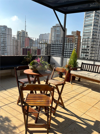 Foto REO1107035