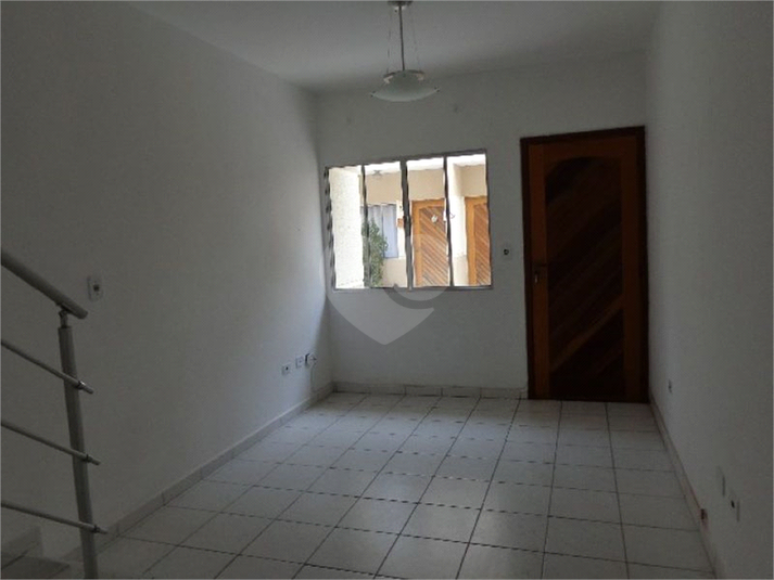 Foto REO1107041
