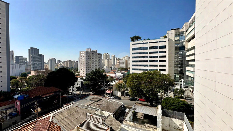 Foto REO1107045