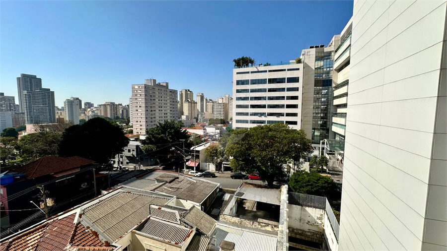 Foto REO1107045