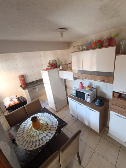 Foto REO1107162
