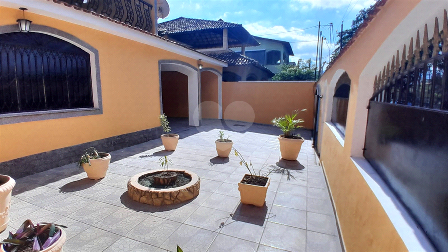 Foto REO1107181