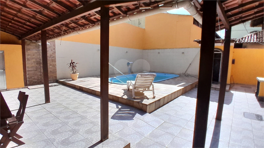 Foto REO1107181
