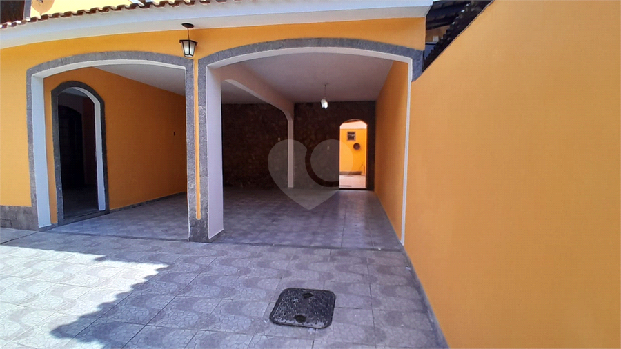 Foto REO1107181