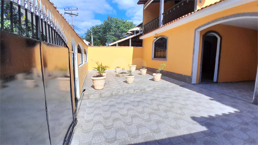 Foto REO1107181