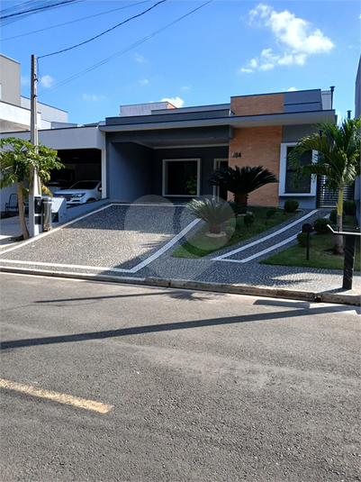 Foto REO1107182