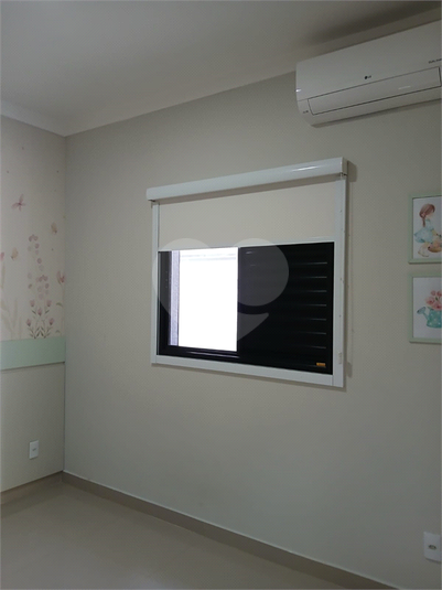 Foto REO1107182