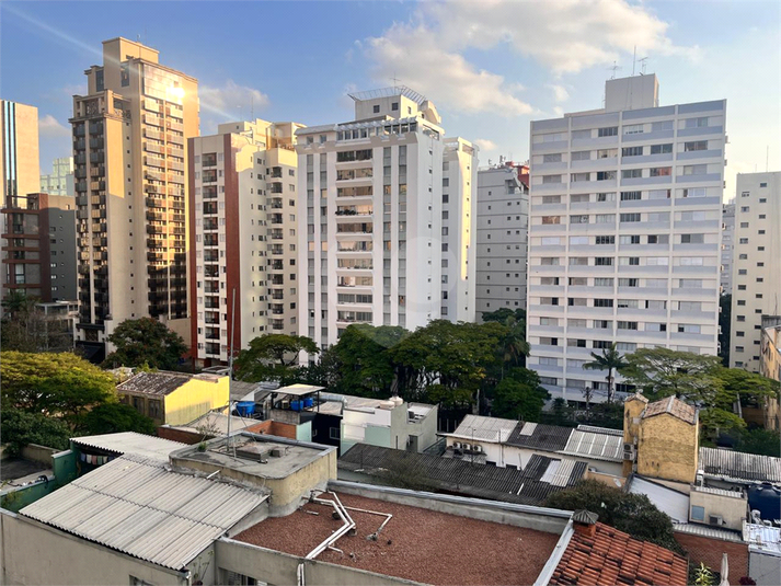 Foto REO1107191