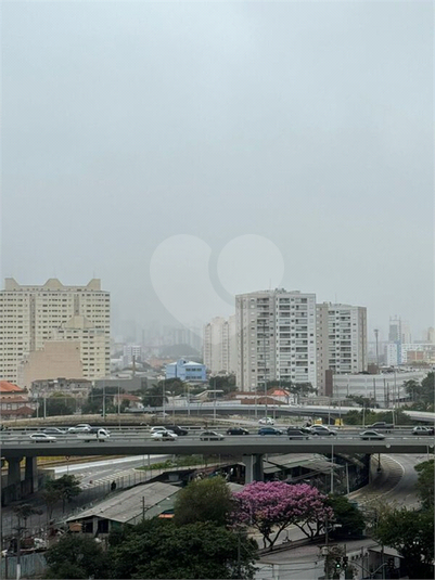 Foto REO1107200