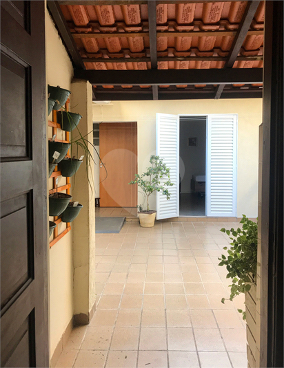 Foto REO1107252