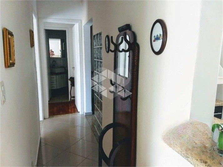 Foto REO1107255