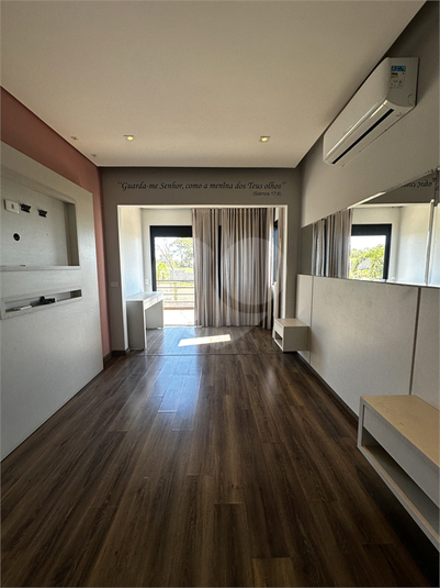 Foto REO1107298