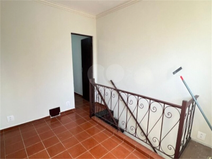 Foto REO1107302