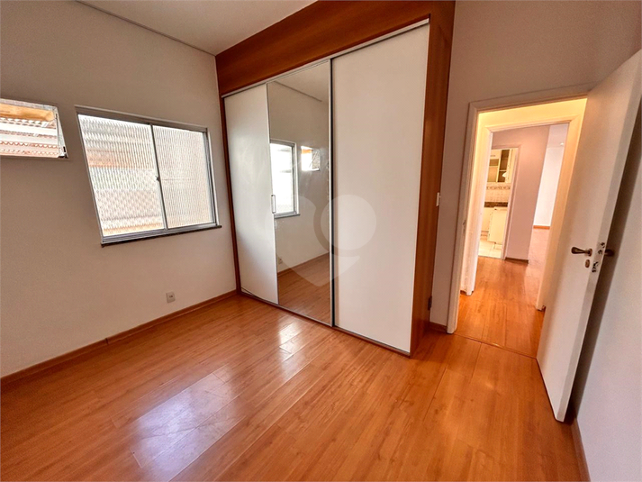 Foto REO1107322
