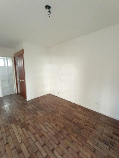 Foto REO1107333