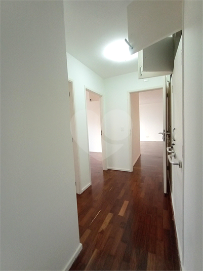 Foto REO1107333