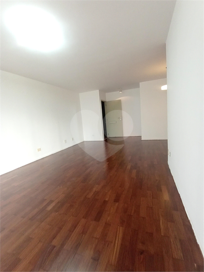 Foto REO1107333