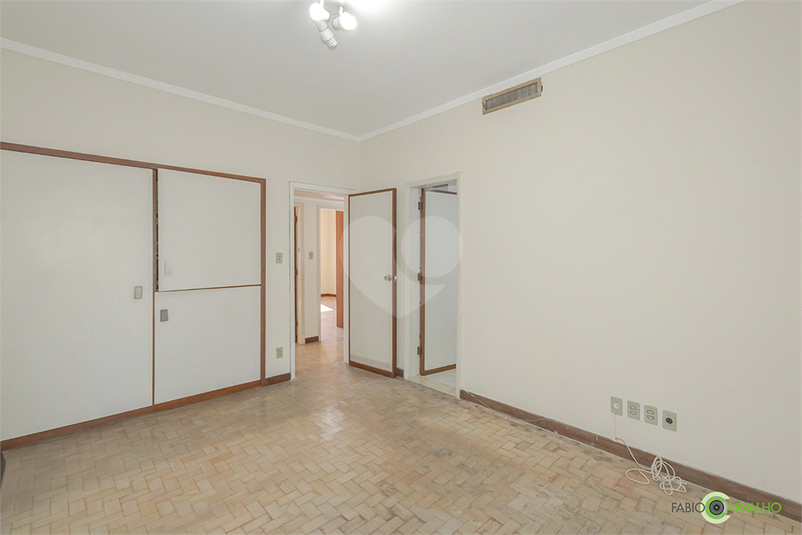 Foto REO1107358