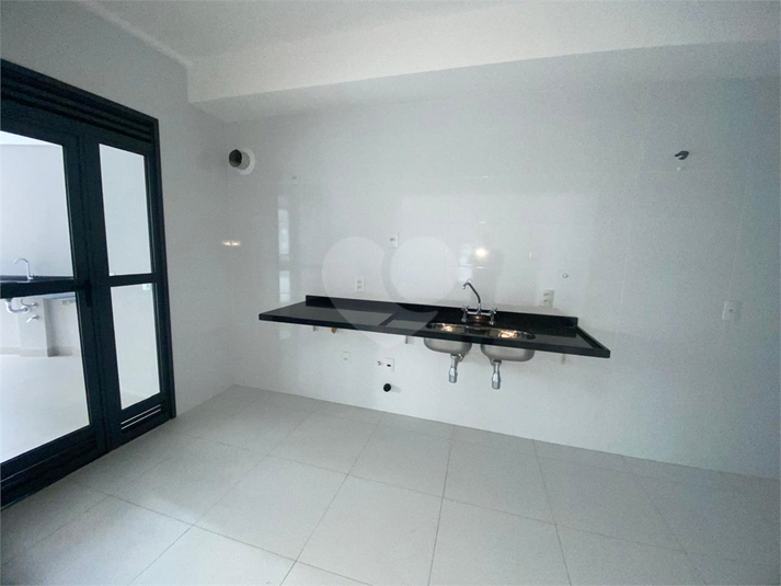 Foto REO1107371