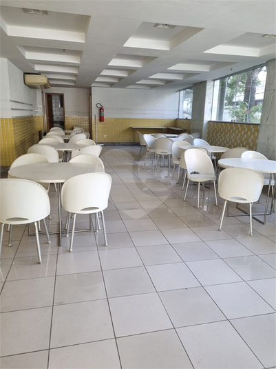 Foto REO1107373