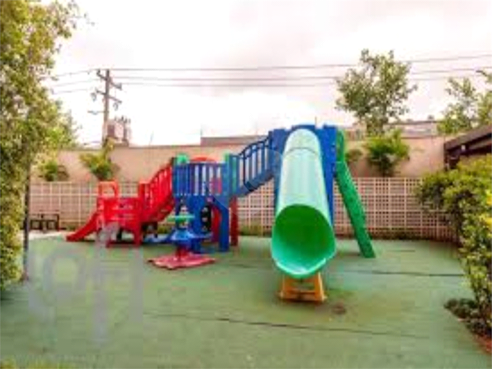 Foto REO1107381