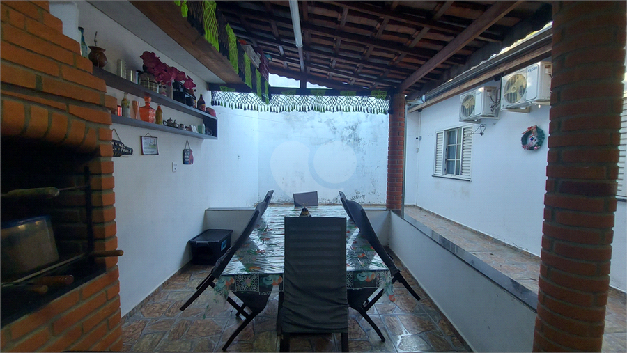 Foto REO1107411