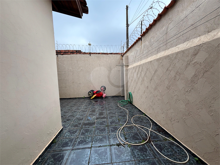 Foto REO1107429