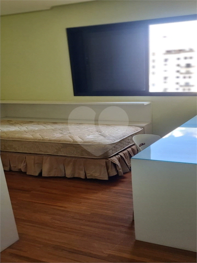 Foto REO1107463